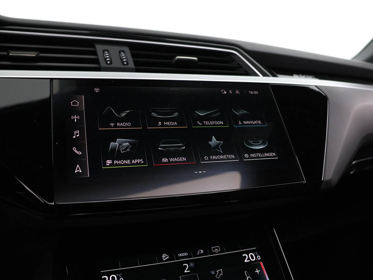 Audi e-tron Audi e-tron Sportback 50 Quattro 313pk S Edition 71 kWh · Panoramadak · 360 Camera · Luchtvering · Virtual Mirrors · Elek. Stoelen · Keyless ·