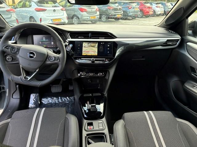 Opel Corsa-e Opel Corsa Electric Long Range GS 51 kWh | Camera | Winterpakket | LM-Velgen | GS Stoelen | Park Pilot | 3-Fase | Led Verlichting |