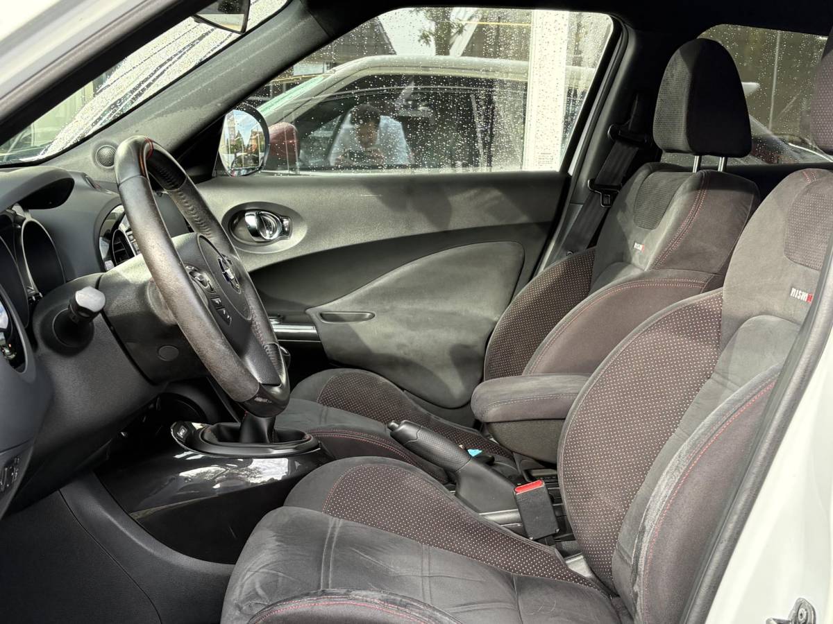 Nissan Juke Nissan Juke 1.6 Turbo NISMO | 200 PK | Achteruitrijcamera | Lichtmetalen velgen | Climate control | Sportstoelen | Keyless entry en start | Extra getint glas | Unieke uitvoering