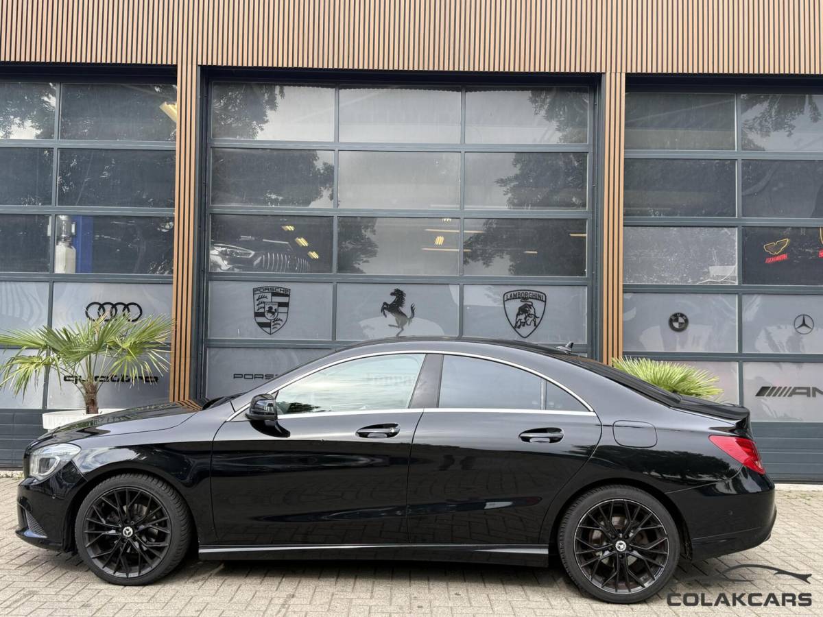 Mercedes-Benz CLA Mercedes CLA-klasse 180 BlueEFF. AMG- Airco-Nap-Garantie