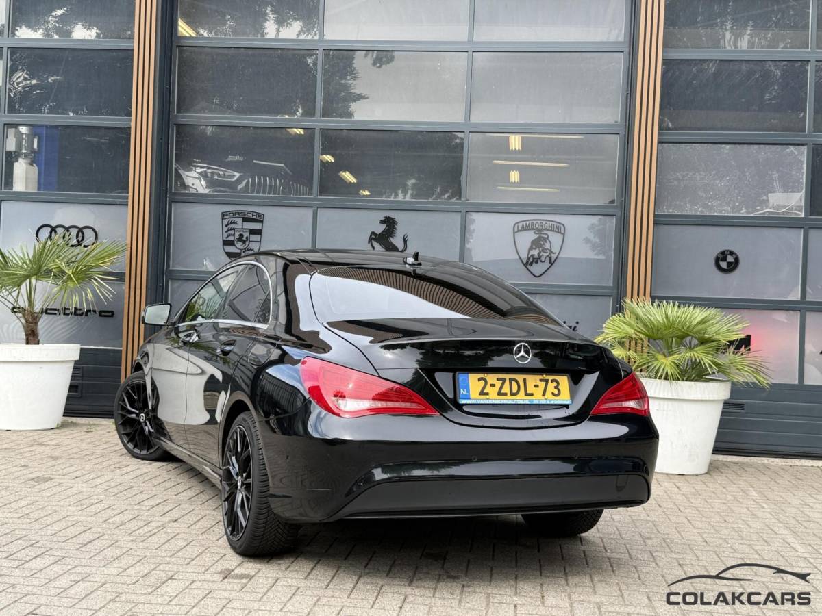 Mercedes-Benz CLA Mercedes CLA-klasse 180 BlueEFF. AMG- Airco-Nap-Garantie