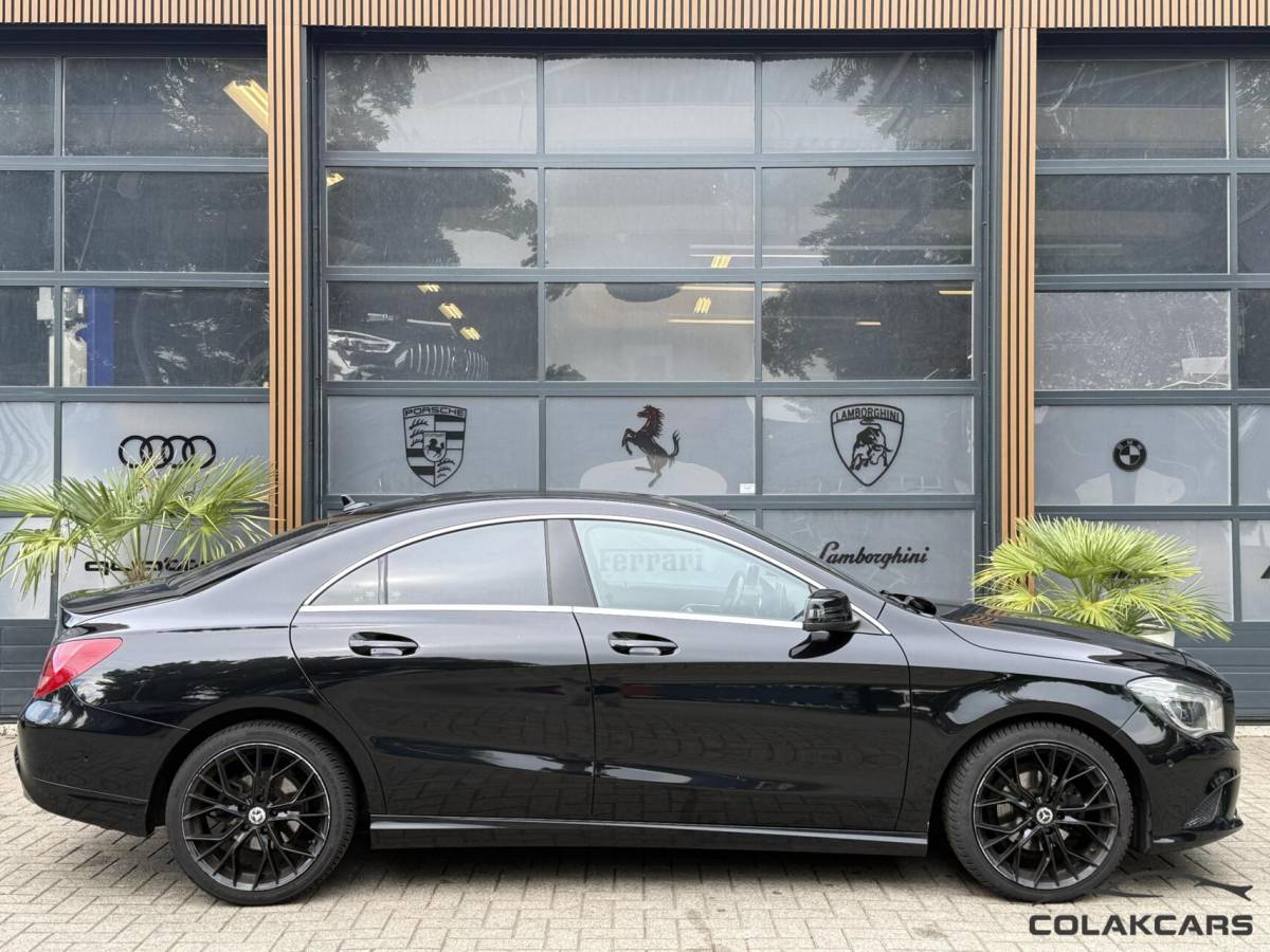 Mercedes-Benz CLA Mercedes CLA-klasse 180 BlueEFF. AMG- Airco-Nap-Garantie