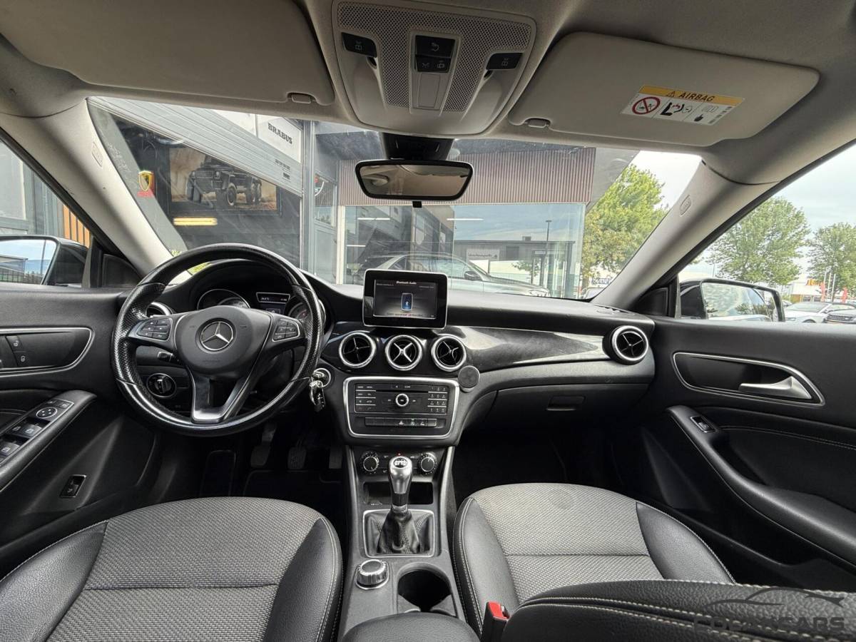Mercedes-Benz CLA Mercedes CLA-klasse 180 BlueEFF. AMG- Airco-Nap-Garantie