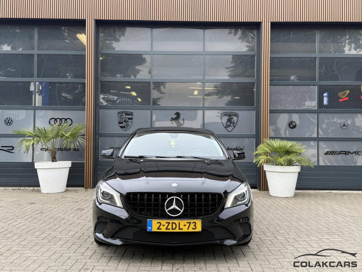 Mercedes-Benz CLA Mercedes CLA-klasse 180 BlueEFF. AMG- Airco-Nap-Garantie