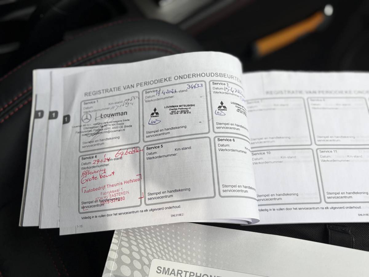 Mitsubishi ASX Mitsubishi ASX 1.6 Cleartec Connect Pro+ | Trekhaak | Camera | Xenon verlichting | Keyless entry & start | Bluetooth | Lichtmetalen velgen