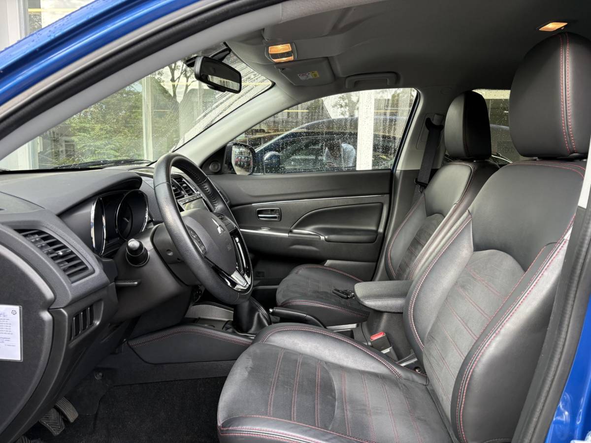 Mitsubishi ASX Mitsubishi ASX 1.6 Cleartec Connect Pro+ | Trekhaak | Camera | Xenon verlichting | Keyless entry & start | Bluetooth | Lichtmetalen velgen