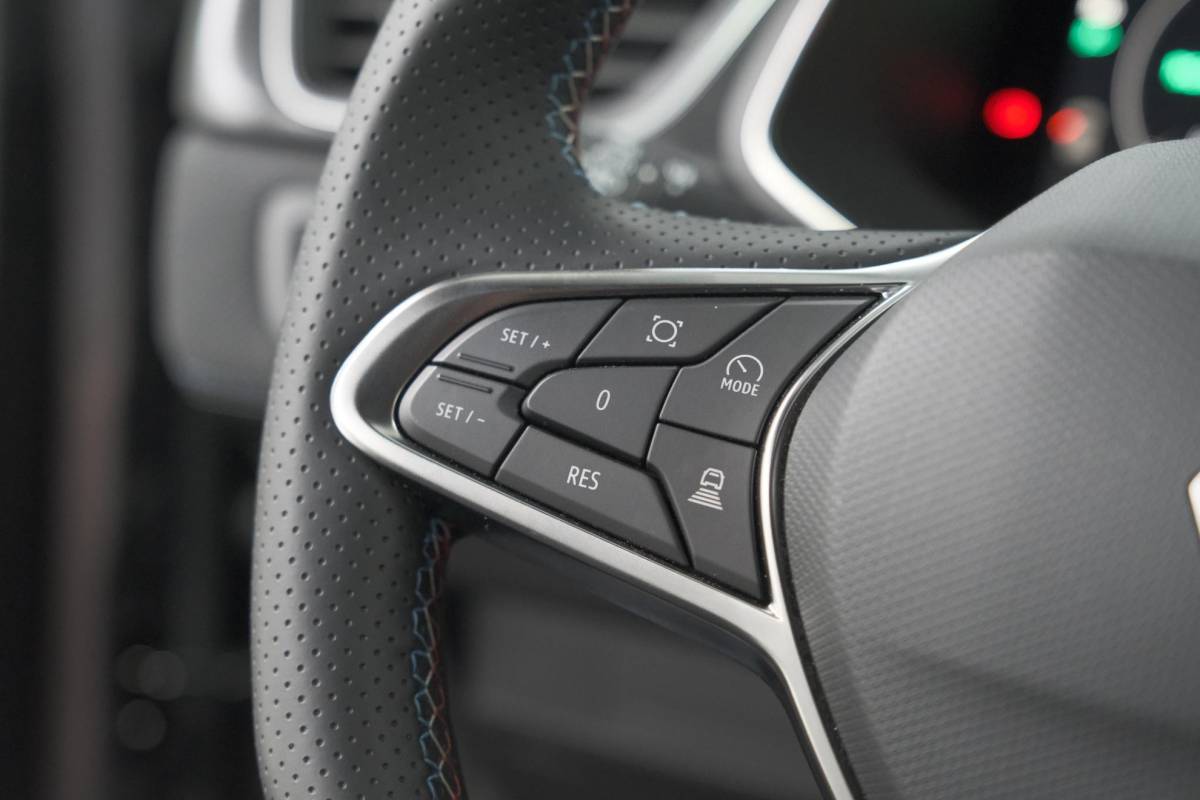 Renault Captur Renault Captur 1.8 E-Tech full hybrid 160 esprit Alpine | 360 Camera | Dodehoekdetectie | Adaptieve Cruise Control | Navigatie