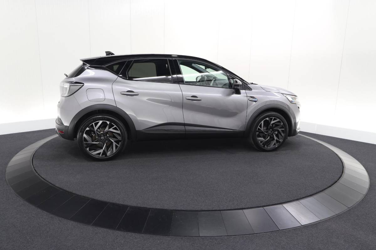 Renault Captur Renault Captur 1.8 E-Tech full hybrid 160 esprit Alpine | 360 Camera | Dodehoekdetectie | Adaptieve Cruise Control | Navigatie