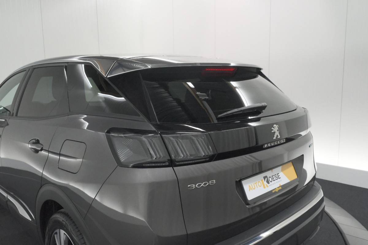 Peugeot 3008 Peugeot 3008 1.6 PLUG-IN HYbrid 225 Allure | Camera | Dodehoekdetectie | Navigatie