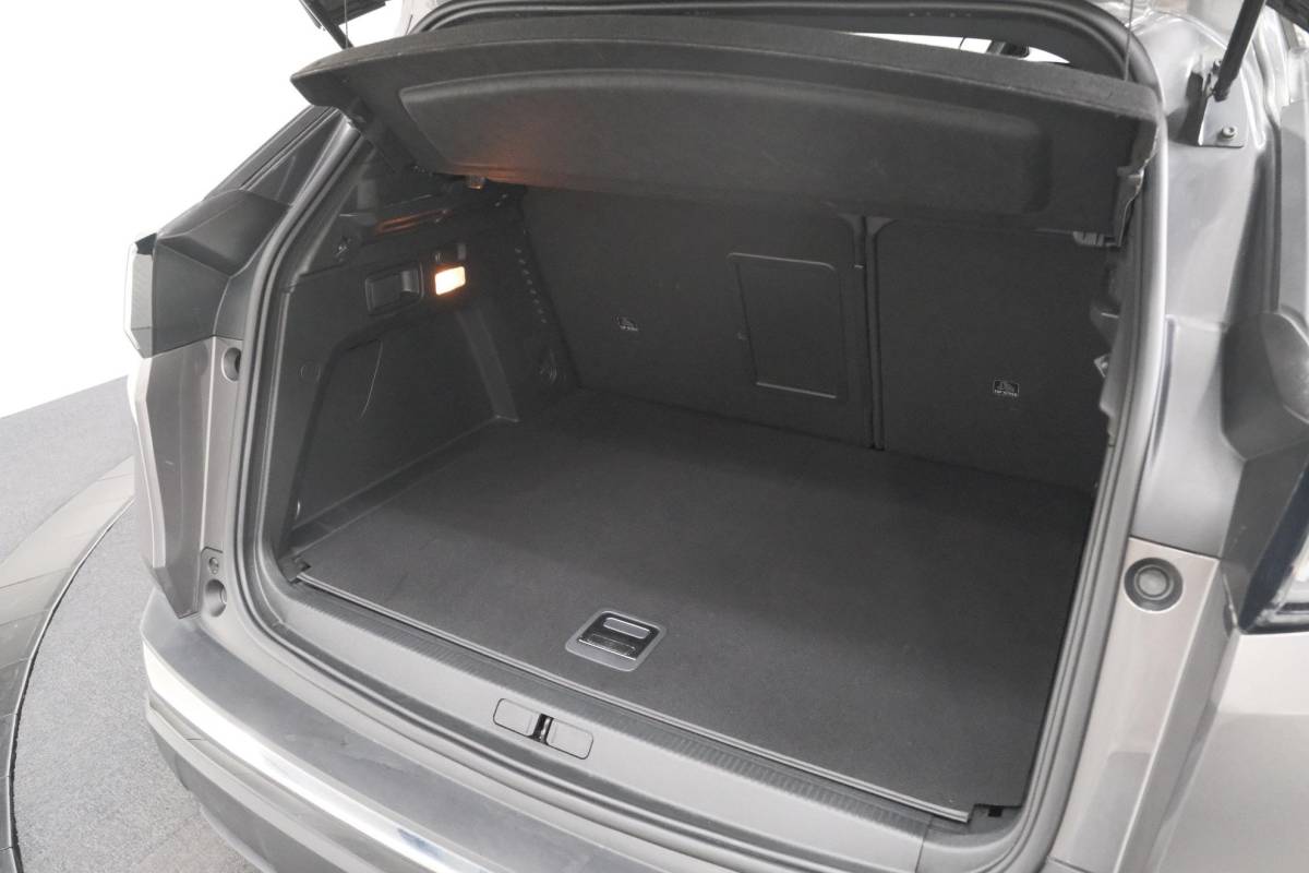Peugeot 3008 Peugeot 3008 1.6 PLUG-IN HYbrid 225 Allure | Camera | Dodehoekdetectie | Navigatie