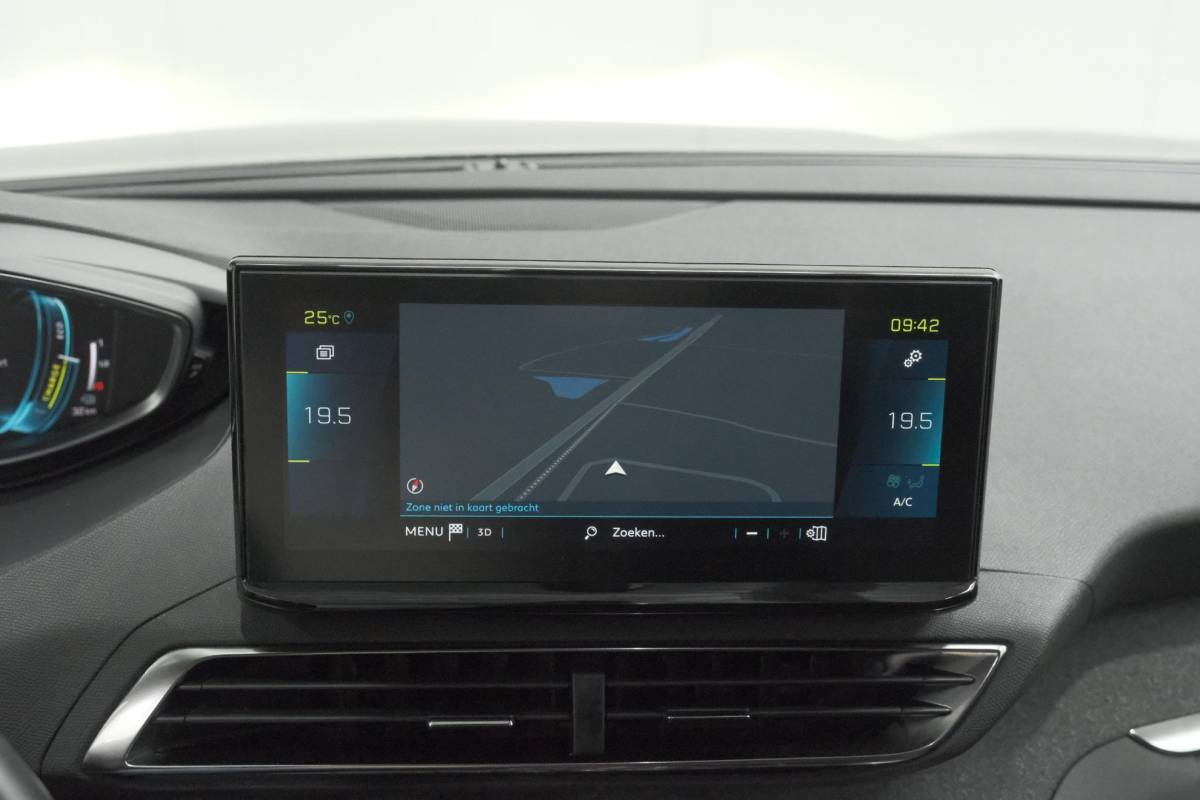 Peugeot 3008 Peugeot 3008 1.6 PLUG-IN HYbrid 225 Allure | Camera | Dodehoekdetectie | Navigatie