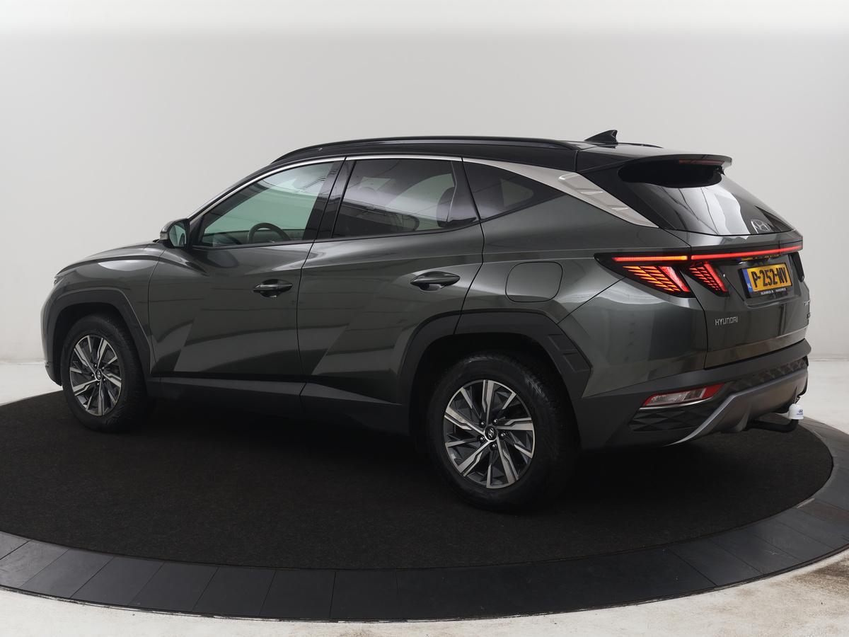 Hyundai Tucson Hyundai Tucson 1.6 T-GDI HEV Comfort Smart | Trekhaak | Adaptive cruise | Stuur/stoel verwarming | Climate control | Carplay | Camera | Park assist | Full LED | KRELL Sound |