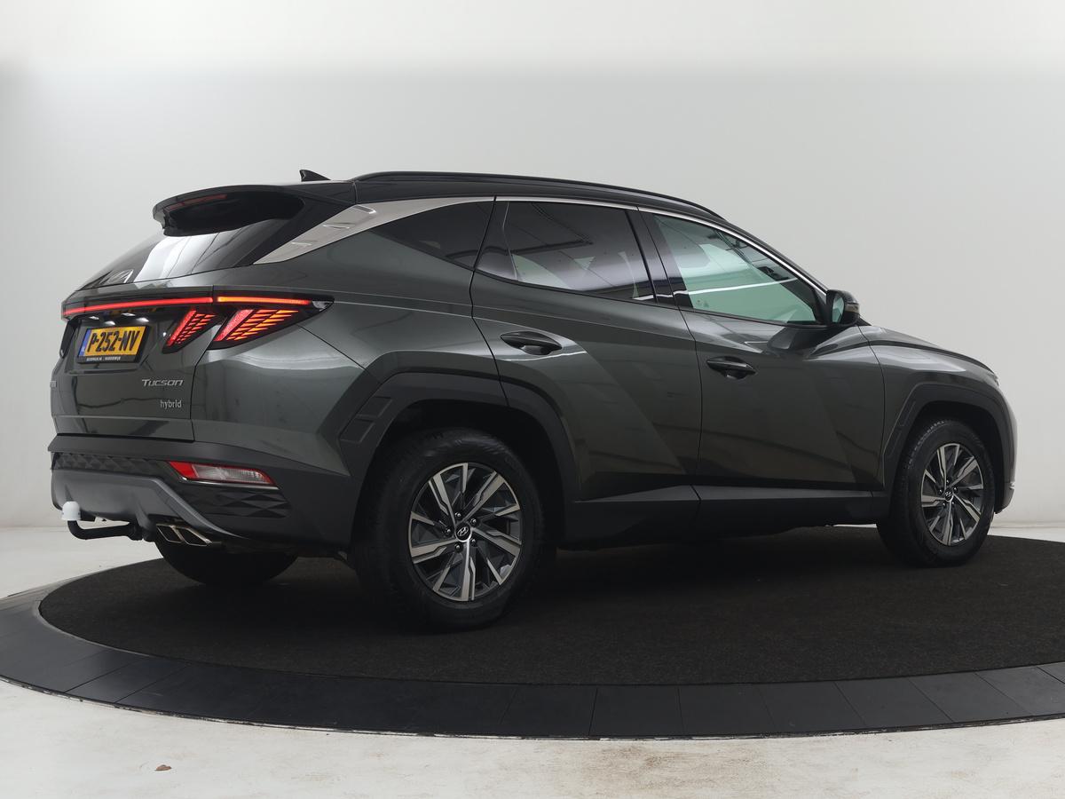 Hyundai Tucson Hyundai Tucson 1.6 T-GDI HEV Comfort Smart | Trekhaak | Adaptive cruise | Stuur/stoel verwarming | Climate control | Carplay | Camera | Park assist | Full LED | KRELL Sound |