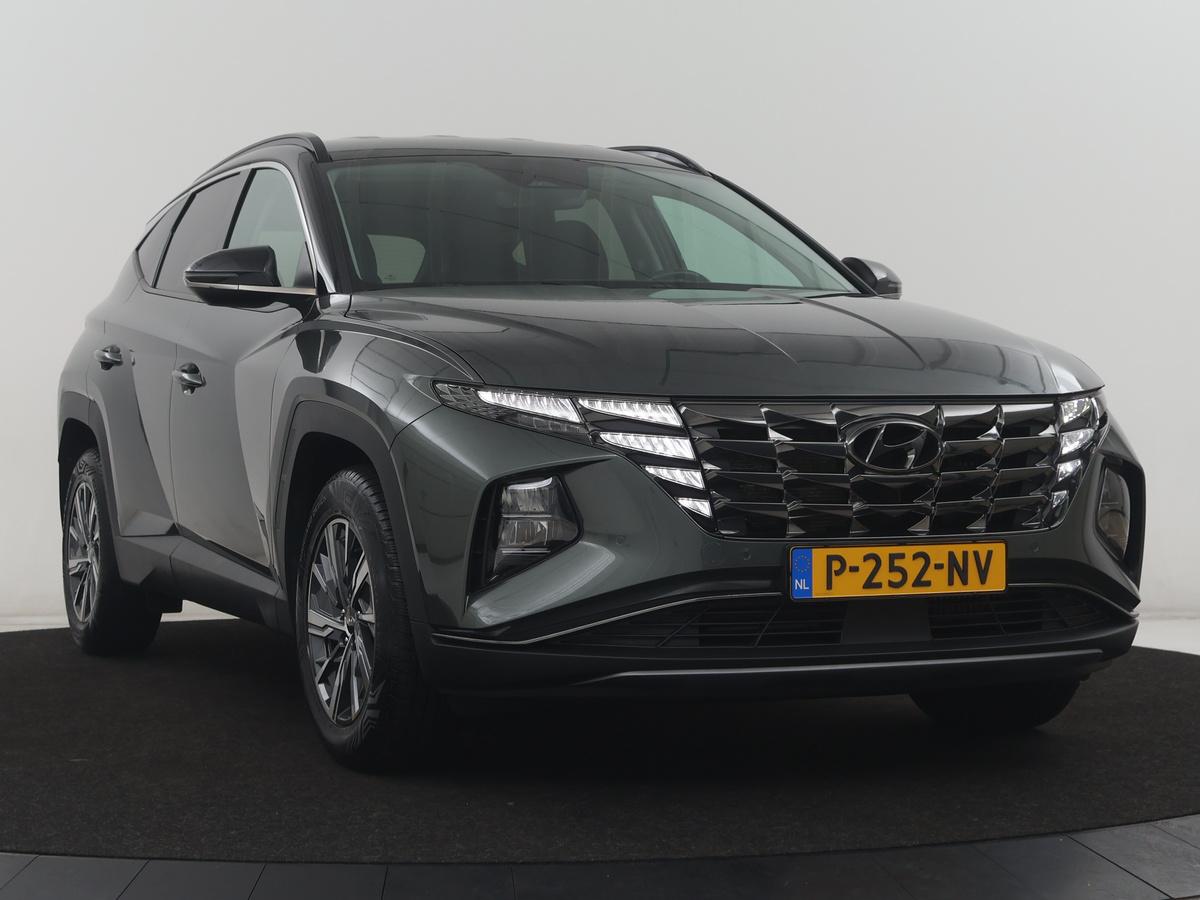Hyundai Tucson Hyundai Tucson 1.6 T-GDI HEV Comfort Smart | Trekhaak | Adaptive cruise | Stuur/stoel verwarming | Climate control | Carplay | Camera | Park assist | Full LED | KRELL Sound |