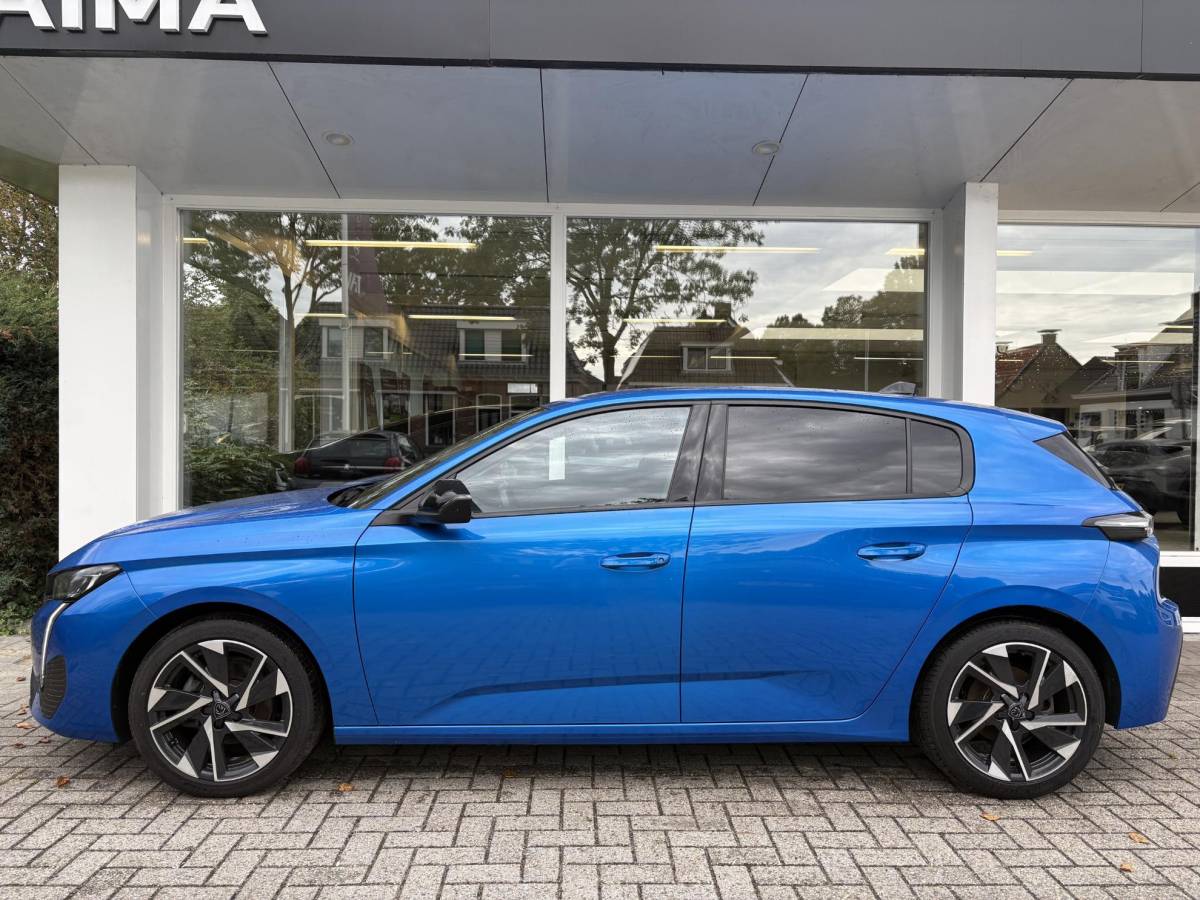 Peugeot 308 Peugeot 308 1.2T 130pk Allure Pack Business | Dodehoek detectie | Adaptieve Cruise | Keyless | Achteruitrijcamera | LED Verlichting | Parkeersensoren | Navigatie