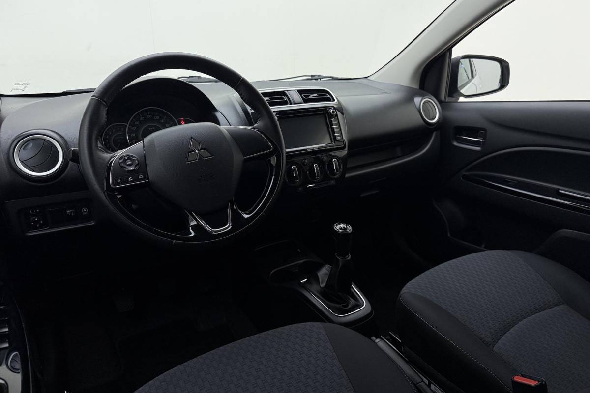 Mitsubishi Space Star Mitsubishi Space Star 1.0 Active | 70PK | Navigatie | Airco | Apple Carplay | Android Auto | Lichtmetalen Velgen | Bluetooth | Privacy Glas |