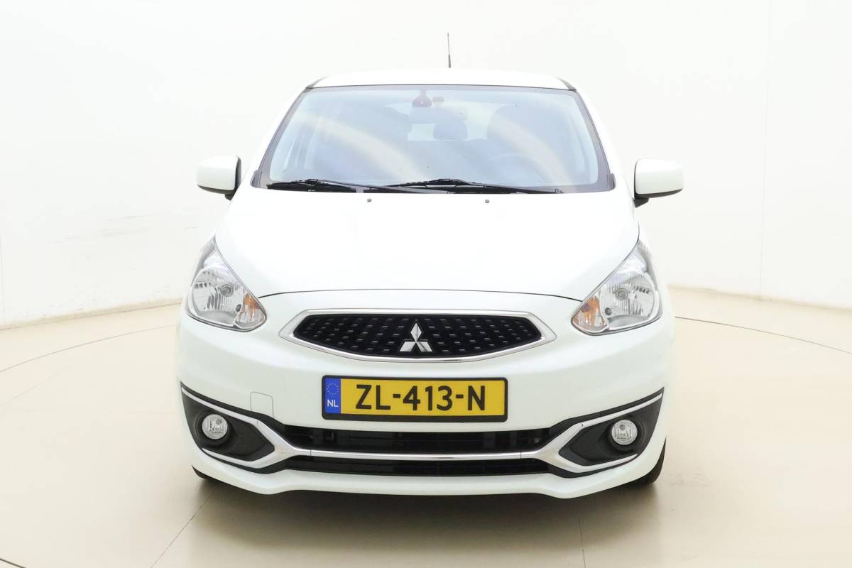 Mitsubishi Space Star Mitsubishi Space Star 1.0 Active | 70PK | Navigatie | Airco | Apple Carplay | Android Auto | Lichtmetalen Velgen | Bluetooth | Privacy Glas |