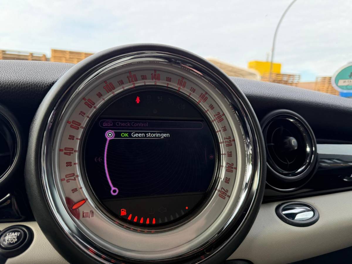 MINI 3-Deurs MINI 3-Deurs 2.0 Cooper SD Monte Carlo | 3/6/12 MND GARANTIE | AUTOMAAT | CRUISE | XENON | GOED ONDERHOUDEN | BLUETOOTH | CLIMA |