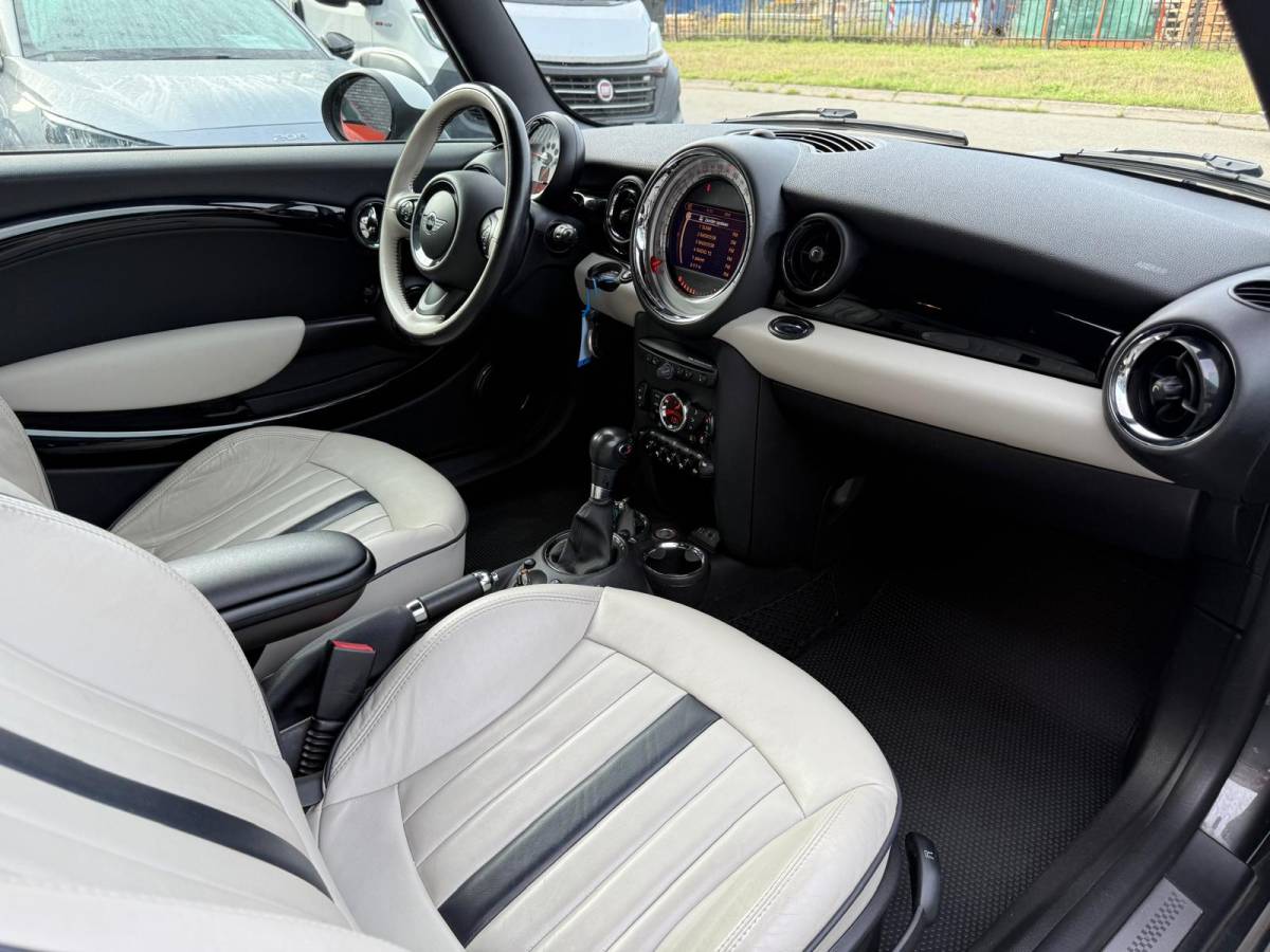 MINI 3-Deurs MINI 3-Deurs 2.0 Cooper SD Monte Carlo | 3/6/12 MND GARANTIE | AUTOMAAT | CRUISE | XENON | GOED ONDERHOUDEN | BLUETOOTH | CLIMA |