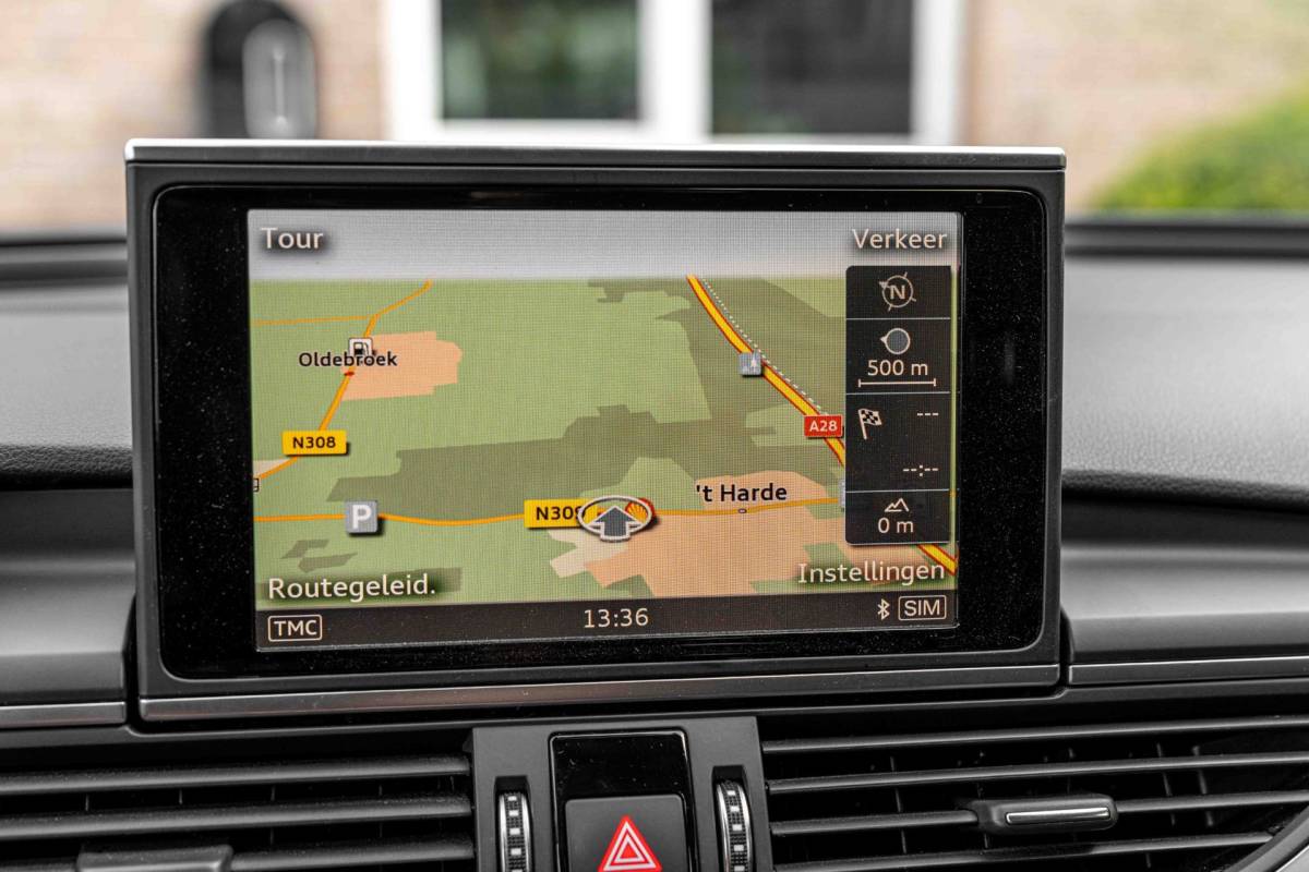 Audi A6 Audi A6 Avant 2.0 TFSI Premium Edition 252 PK Aut. ACC Trekhaak Pano Keyless Camera 20”