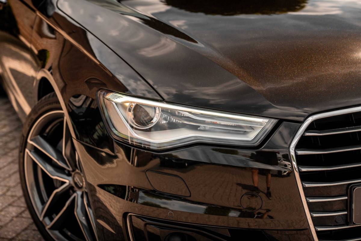 Audi A6 Audi A6 Avant 2.0 TFSI Premium Edition 252 PK Aut. ACC Trekhaak Pano Keyless Camera 20”