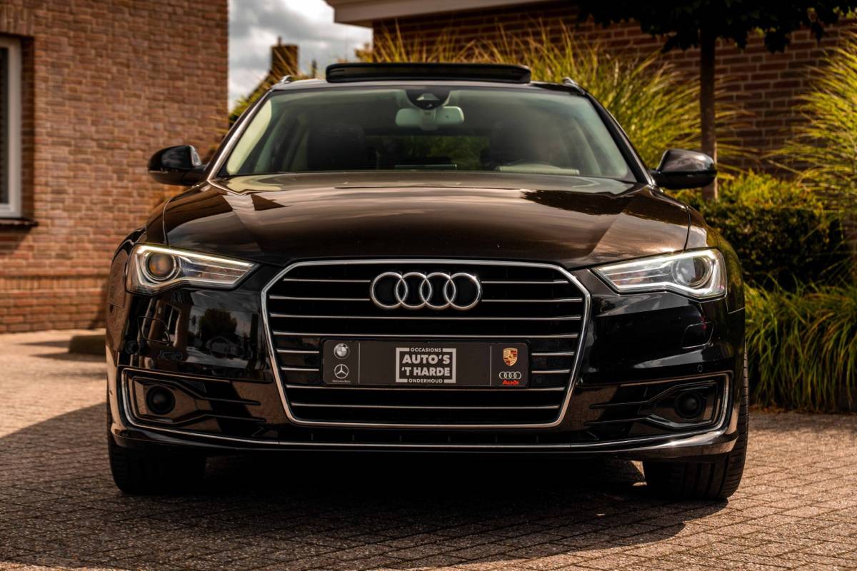 Audi A6 Audi A6 Avant 2.0 TFSI Premium Edition 252 PK Aut. ACC Trekhaak Pano Keyless Camera 20”