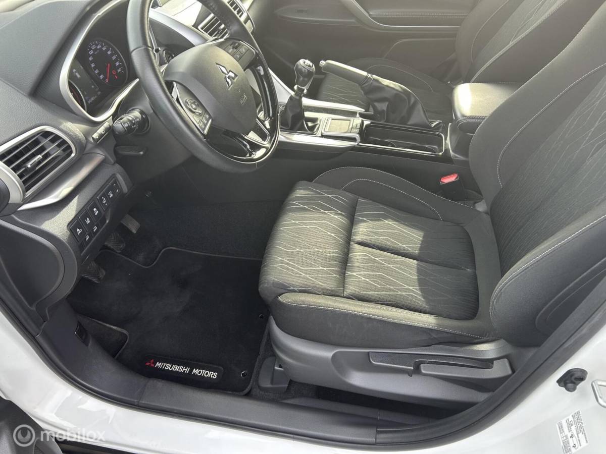 Mitsubishi Eclipse Cross Mitsubishi Eclipse Cross 1.5 DI-T First Edition  Trekhaak