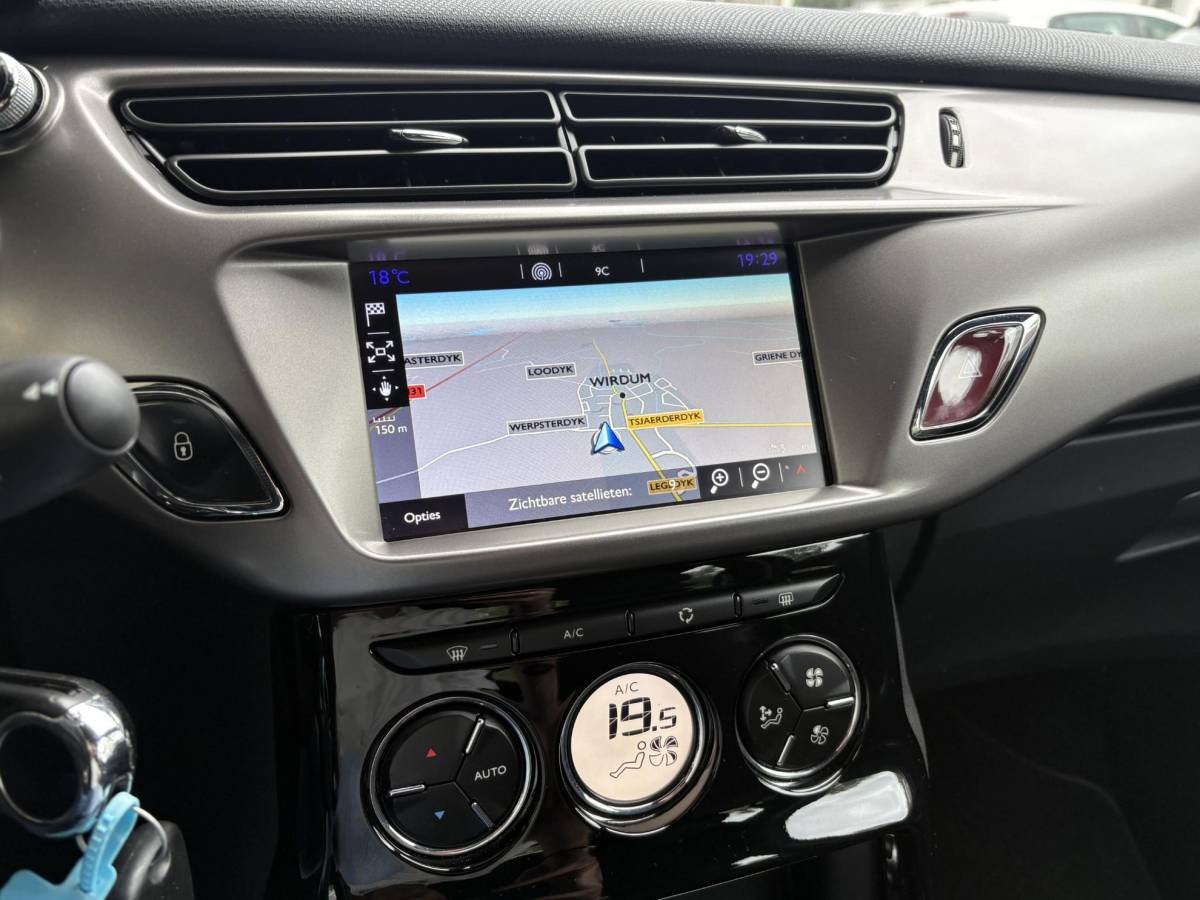 DS DS 3 DS 3 1.2T 110pk Business | Stoelverwarming | Achteruitrijcamera | Cruise Control | Apple Carplay/Android Auto | Climate Control