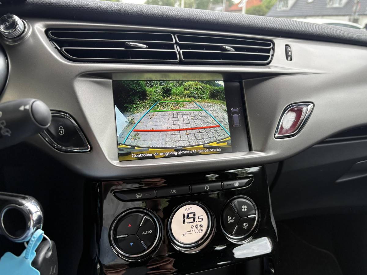 DS DS 3 DS 3 1.2T 110pk Business | Stoelverwarming | Achteruitrijcamera | Cruise Control | Apple Carplay/Android Auto | Climate Control