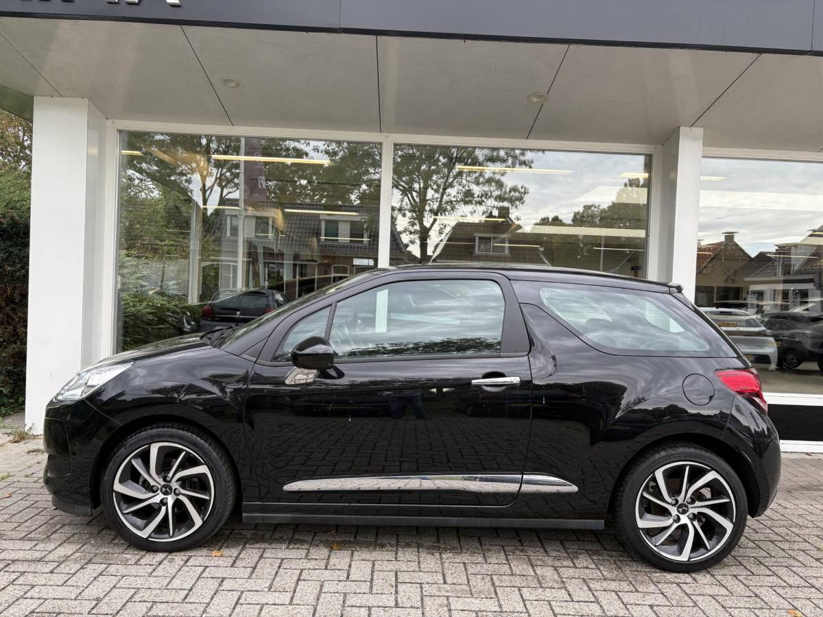 DS DS 3 DS 3 1.2T 110pk Business | Stoelverwarming | Achteruitrijcamera | Cruise Control | Apple Carplay/Android Auto | Climate Control