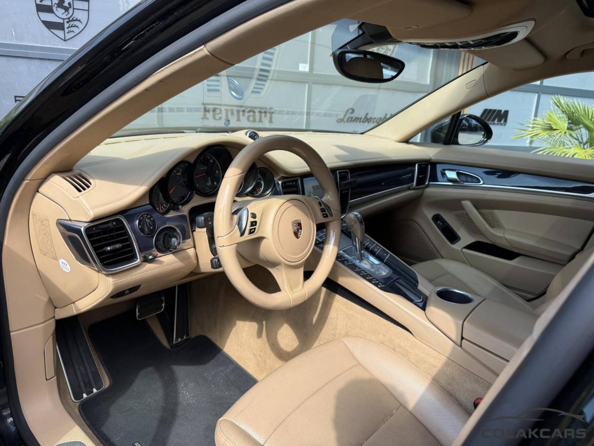 Porsche Panamera Porsche Panamera 3.0 D/300pk/Facelift/Schuifdak/NAP/Luchtver