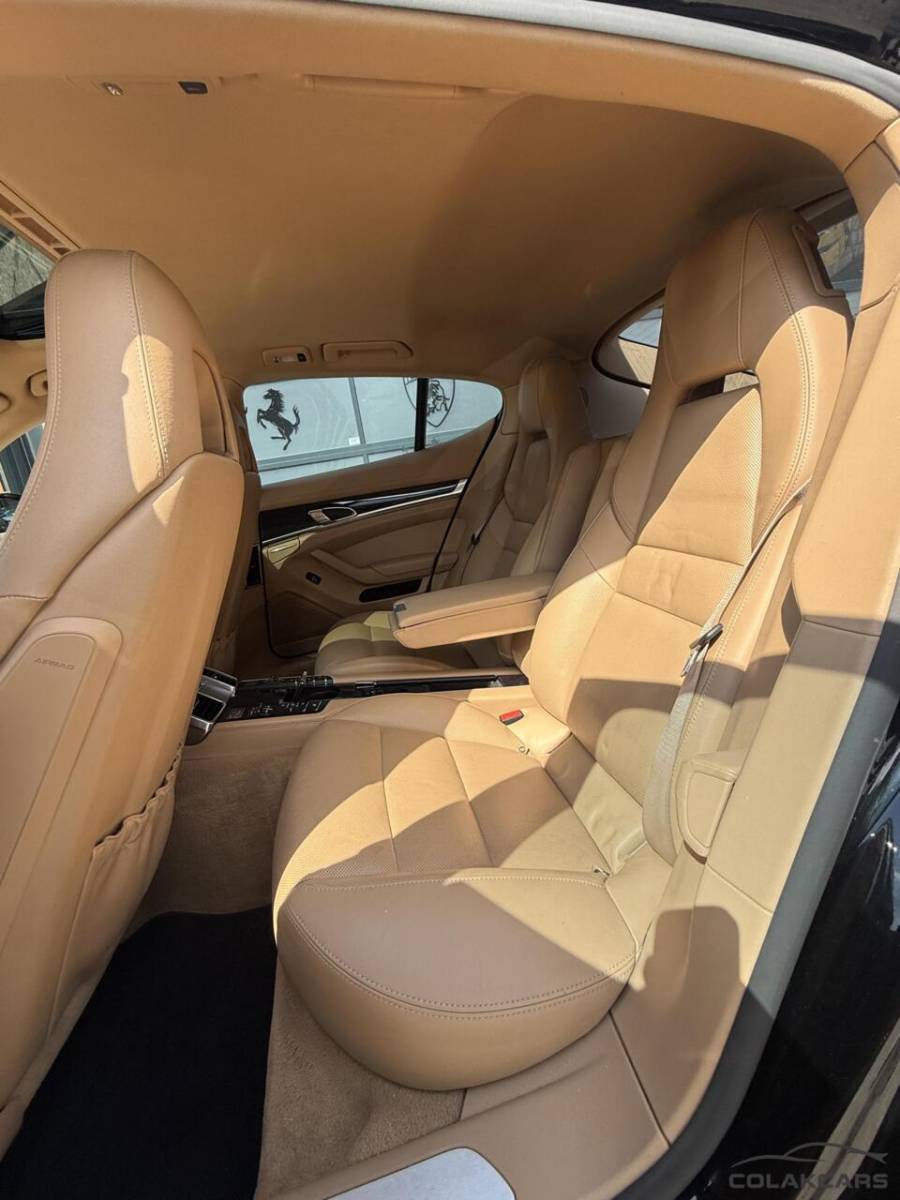 Porsche Panamera Porsche Panamera 3.0 D/300pk/Facelift/Schuifdak/NAP/Luchtver