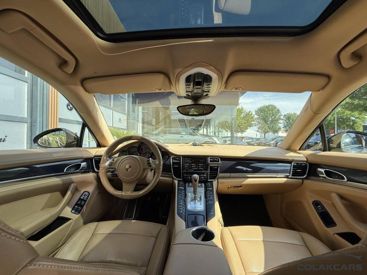 Porsche Panamera Porsche Panamera 3.0 D/300pk/Facelift/Schuifdak/NAP/Luchtver