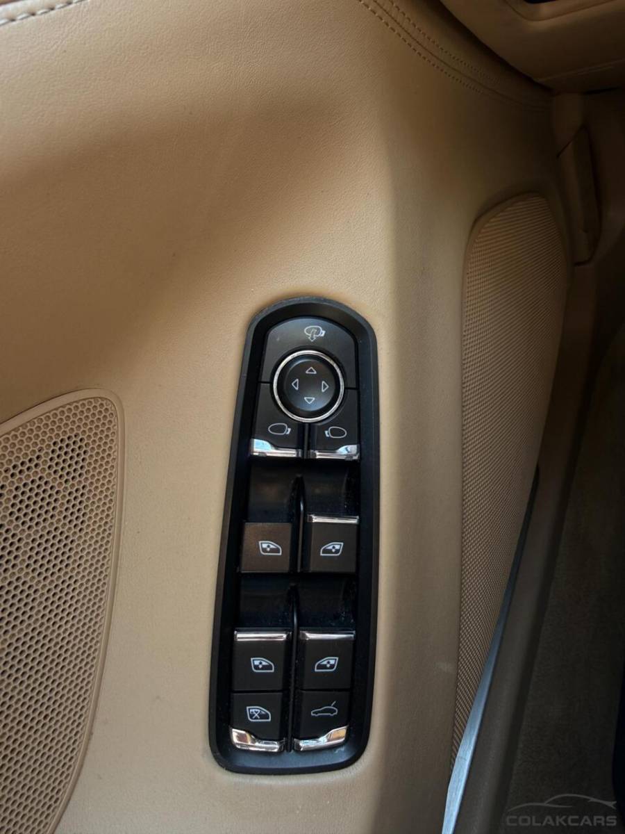 Porsche Panamera Porsche Panamera 3.0 D/300pk/Facelift/Schuifdak/NAP/Luchtver