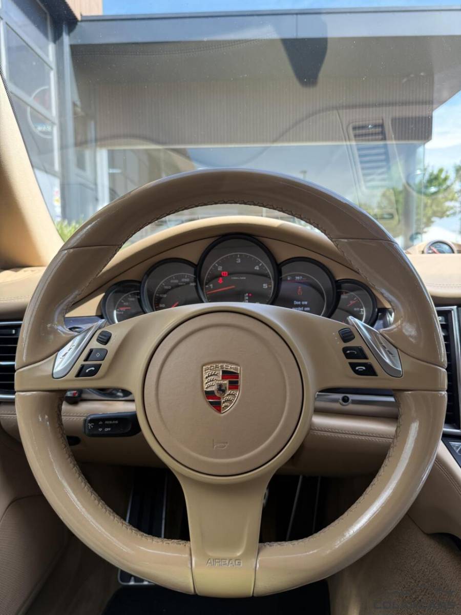 Porsche Panamera Porsche Panamera 3.0 D/300pk/Facelift/Schuifdak/NAP/Luchtver