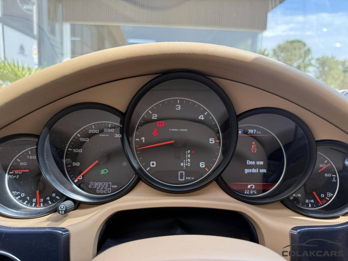 Porsche Panamera Porsche Panamera 3.0 D/300pk/Facelift/Schuifdak/NAP/Luchtver