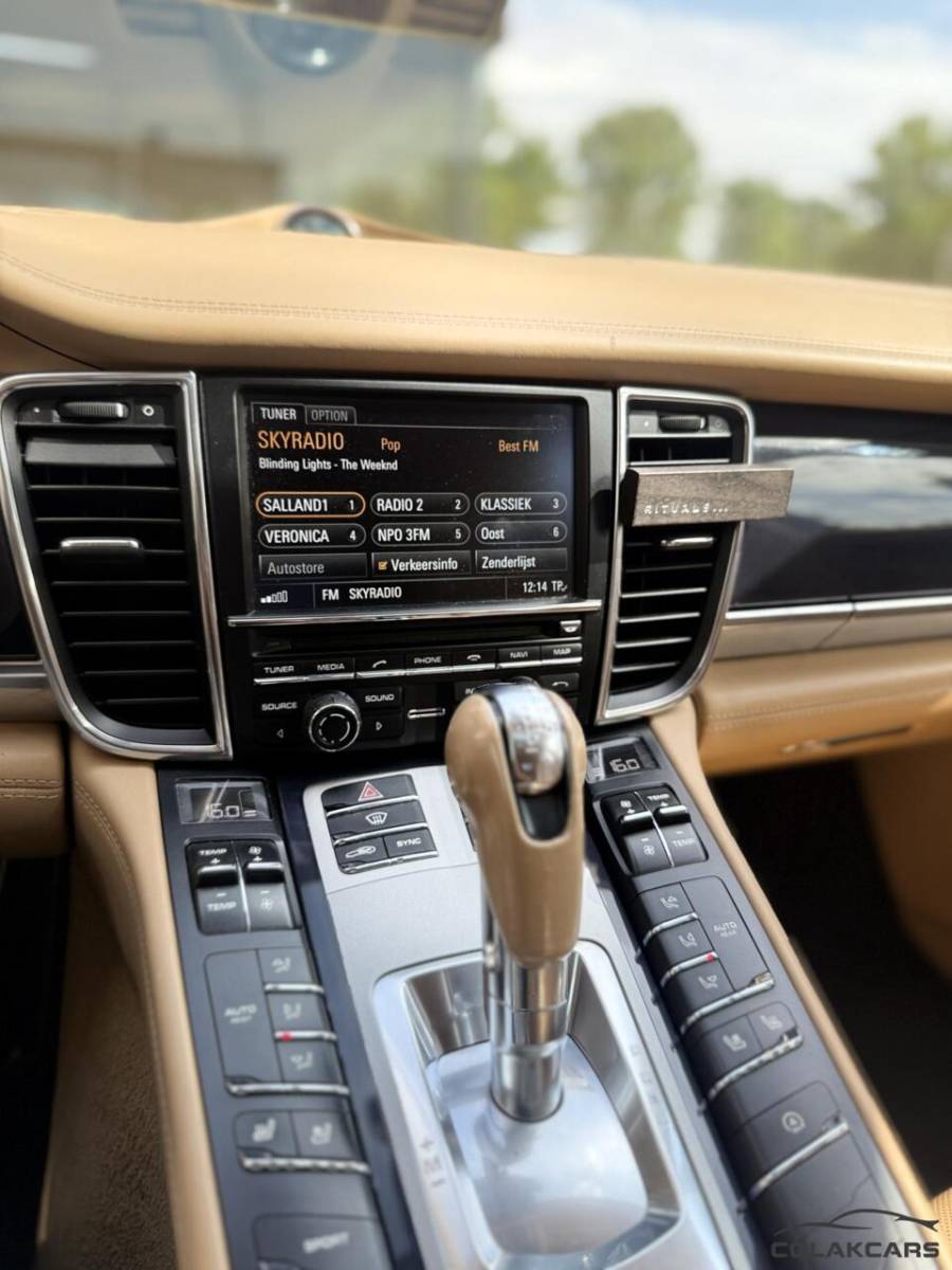 Porsche Panamera Porsche Panamera 3.0 D/300pk/Facelift/Schuifdak/NAP/Luchtver