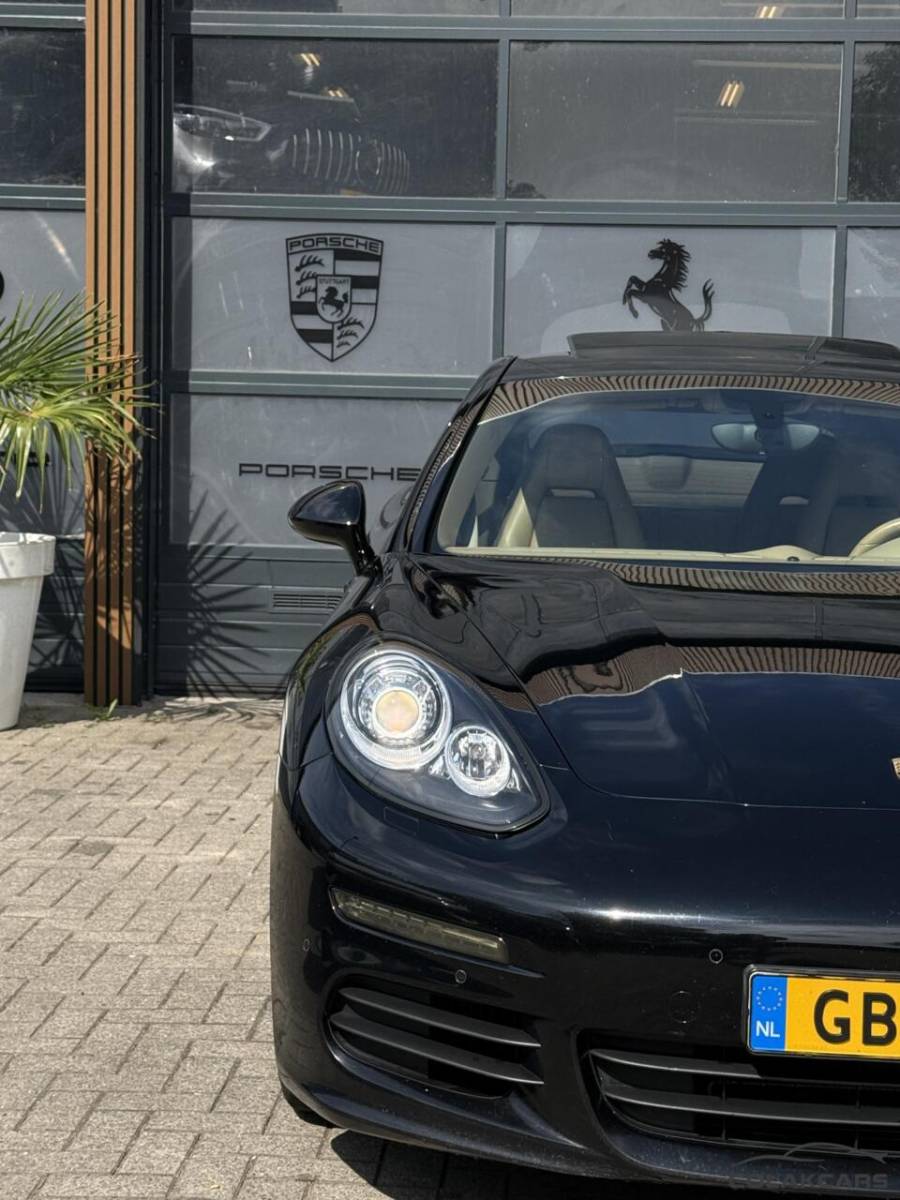 Porsche Panamera Porsche Panamera 3.0 D/300pk/Facelift/Schuifdak/NAP/Luchtver