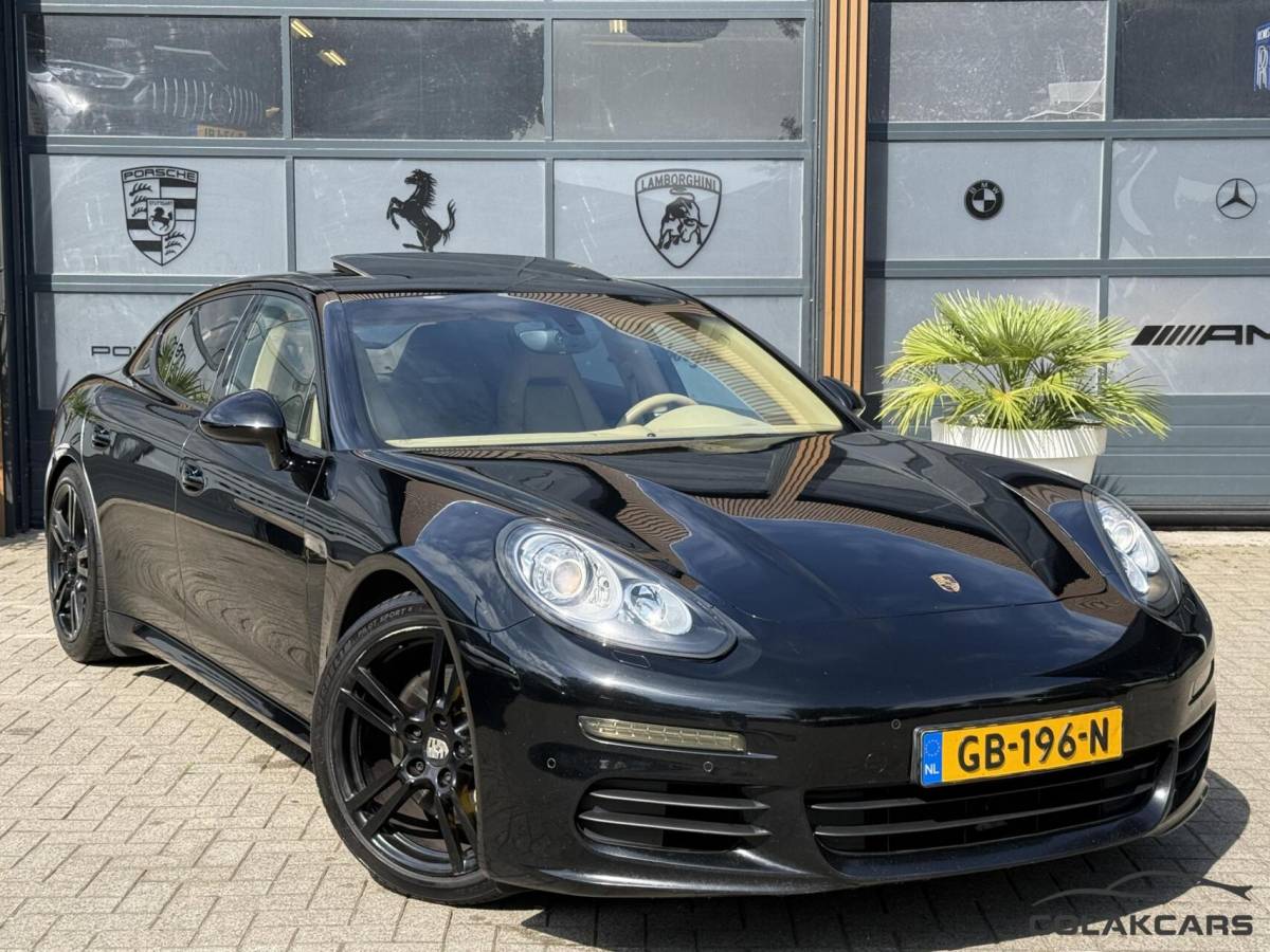 Porsche Panamera Porsche Panamera 3.0 D/300pk/Facelift/Schuifdak/NAP/Luchtver