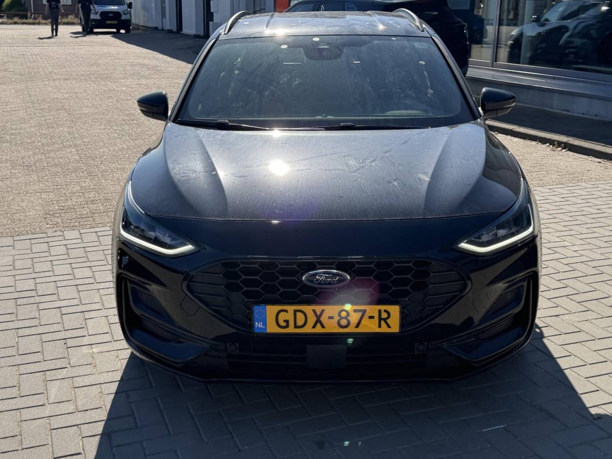Ford Focus Ford Focus Wagon 1.0 EcoBoost Hybrid ST Line X 155pk | Driver Assistance Pack | Trekhaak afneembaar | AGR stoel | 18 inch Lichtmetaal | Winterpack