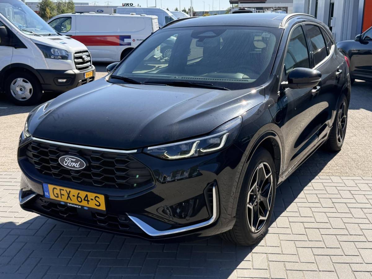Ford Kuga Ford Kuga 2.5 PHEV ST-Line X 243 pk | Driver Assistance Pack | Winterpack | Wegklapbare Trekhaak | Technology Pack | Panoramadak | 19 inch Lichtmetaal | 2.100kg Trekgewicht