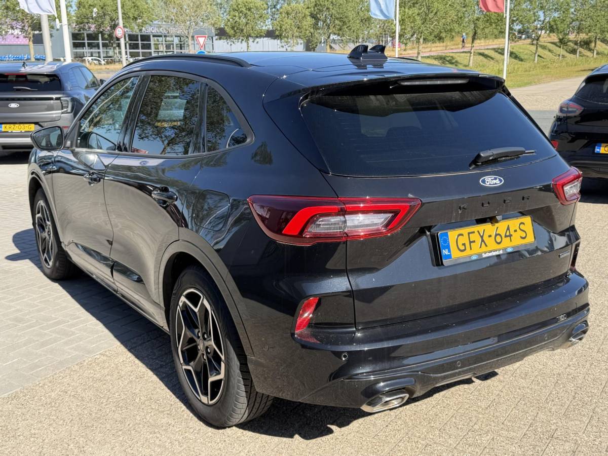 Ford Kuga Ford Kuga 2.5 PHEV ST-Line X 243 pk | Driver Assistance Pack | Winterpack | Wegklapbare Trekhaak | Technology Pack | Panoramadak | 19 inch Lichtmetaal | 2.100kg Trekgewicht