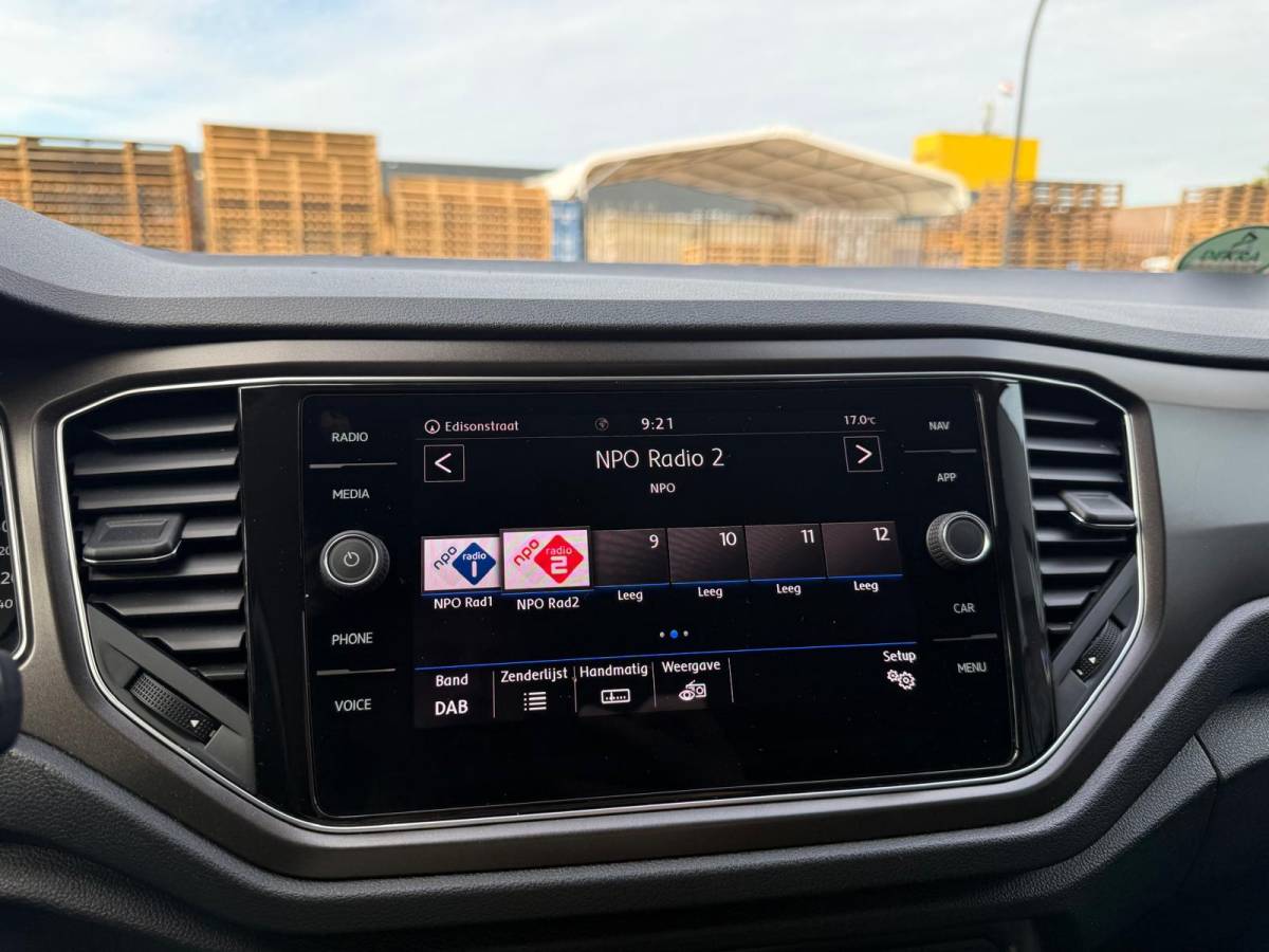 Volkswagen T-Roc Volkswagen T-Roc 1.5 TSI Style | 1E EIGENAAR | 3/6/12 MND GARANTIE | AUTOMAAT | ACC | NAVI | CARPLAY | DAB | LMV |