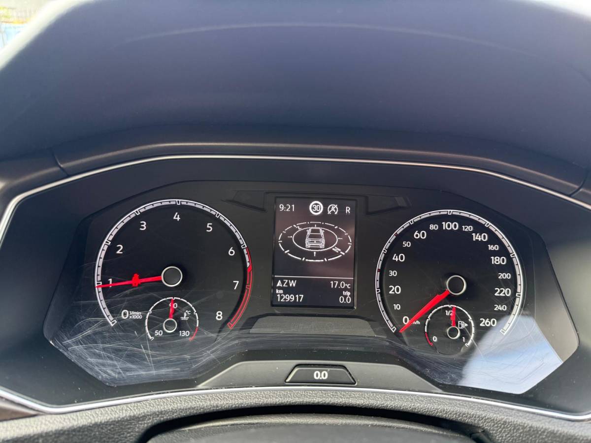 Volkswagen T-Roc Volkswagen T-Roc 1.5 TSI Style | 1E EIGENAAR | 3/6/12 MND GARANTIE | AUTOMAAT | ACC | NAVI | CARPLAY | DAB | LMV |