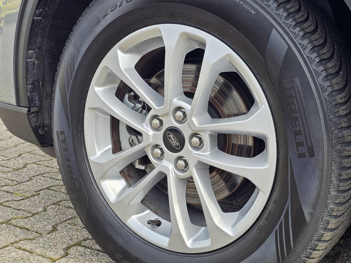 Ford Kuga Ford Kuga 2.5 PHEV Titanium | Wegklapbare trekhaak |Achteruitrijcamera | Cruise control | Draadloos laden | LED |