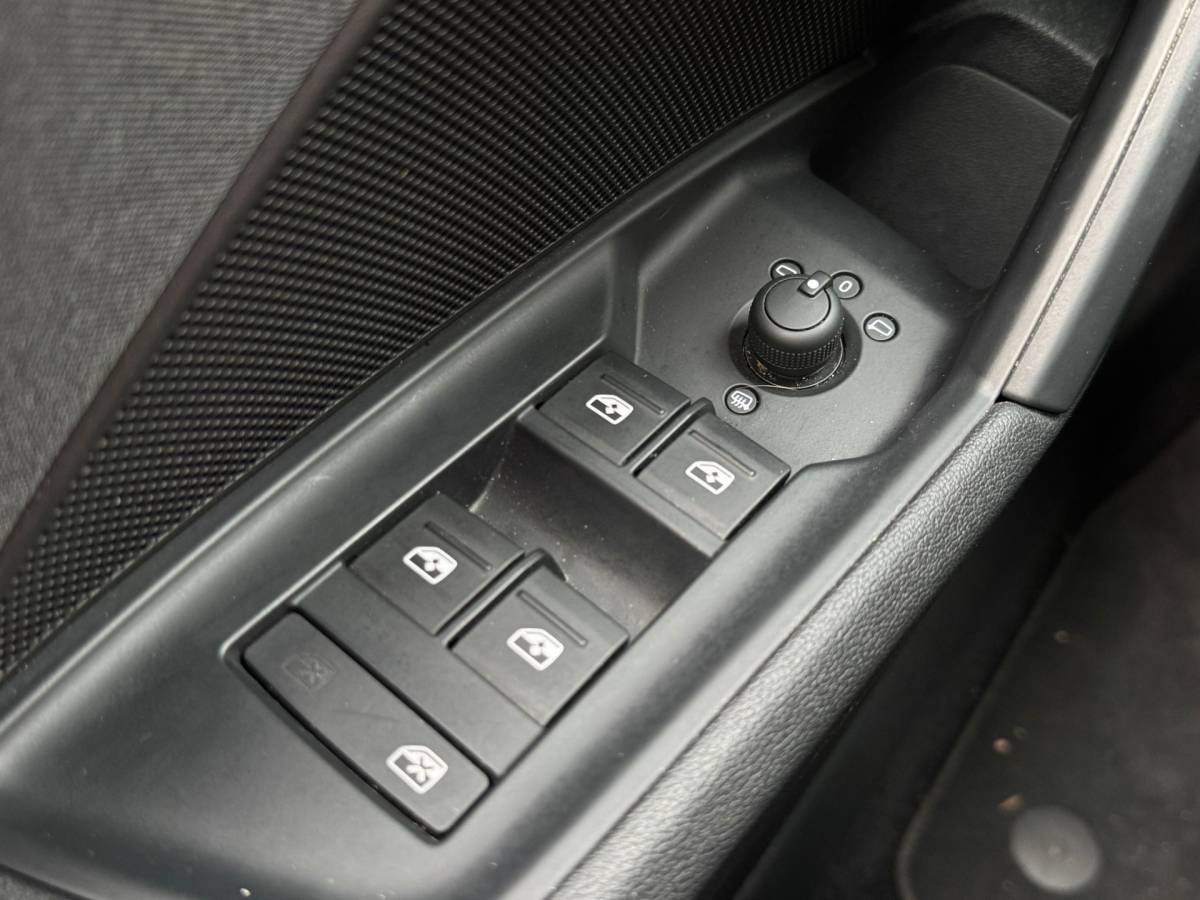 Audi A3 Audi A3 Sportback 30 TFSI PRO LINE VIRTUAL/NAVI/CRUISE/CARPLAY
