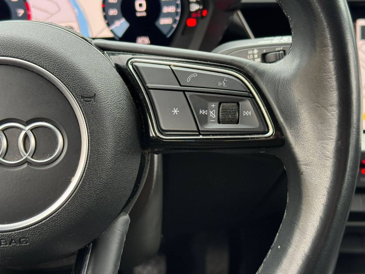 Audi A3 Audi A3 Sportback 30 TFSI PRO LINE VIRTUAL/NAVI/CRUISE/CARPLAY
