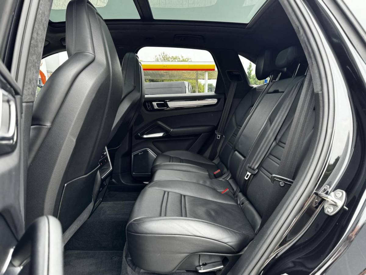 Porsche Cayenne Porsche Cayenne 4.0 Turbo|550PK|SportChrono|Burmester|Pano|PASM|21”|360Cam