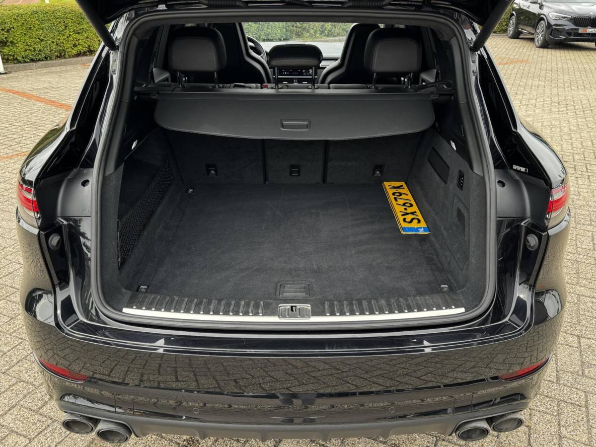 Porsche Cayenne Porsche Cayenne 4.0 Turbo|550PK|SportChrono|Burmester|Pano|PASM|21”|360Cam