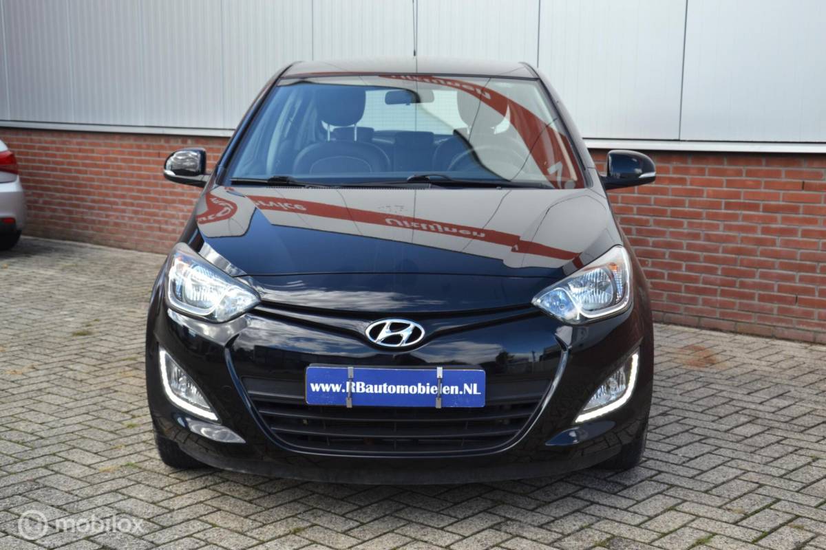 Hyundai i20 Hyundai i20 1.2i i-Vision|43.518KM|Dealer|stoelverw|1e eig|